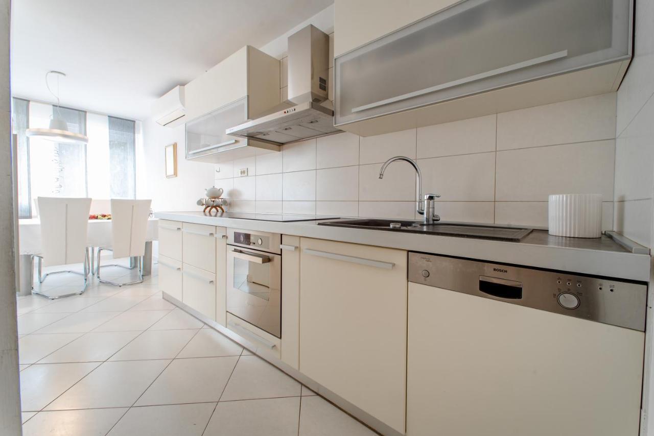 Apartment Adria Split